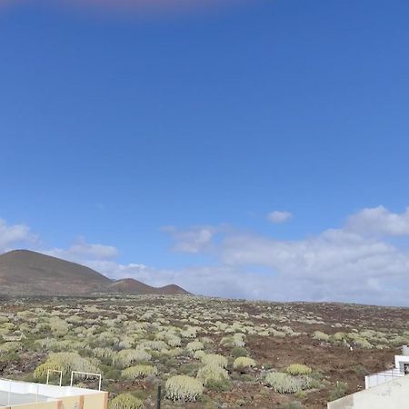 Piso Nuevo En El Puertito De Gueimar Al Lado Del Mar Realizamos Servicio De Excursiones Con Guia Puertito de Guimar Buitenkant foto